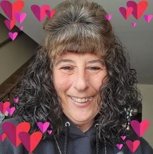 Meet your Posher, Holly